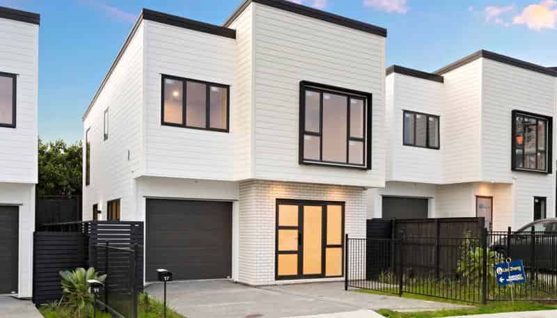 13, 17, 19 Whiteywood Street, Westgate