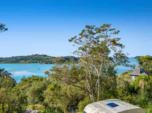 52 Ridge Road, Mahurangi East