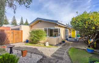33 Wharemauku Road, Raumati Beach