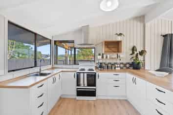 1/8 Denby Crescent, Tikipunga