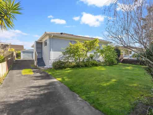 3 Frobisher Way, Clendon Park