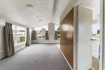 134 Mahia Road, Wattle Downs