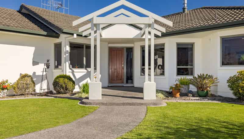 85 Bethlehem Heights, Bethlehem