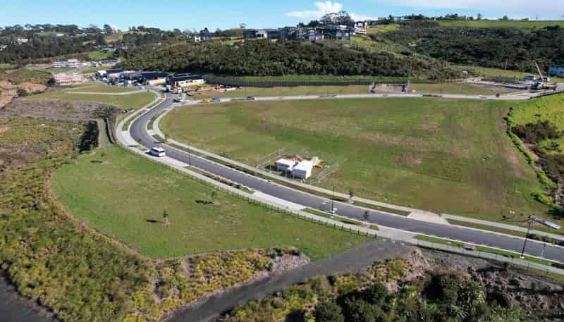 Sections @ Green View, Long Bay