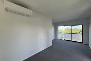 4/30 Bowater Place, Manurewa