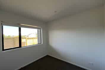 4/30 Bowater Place, Manurewa