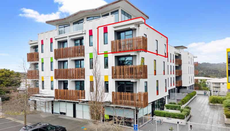 604/22 Library Lane, Albany
