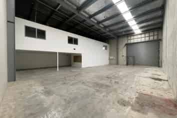Tidy Industrial Unit for Lease
