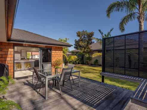 13 Cobham Lane, Whitianga