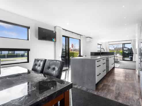 26 Grey Way Road, Russley