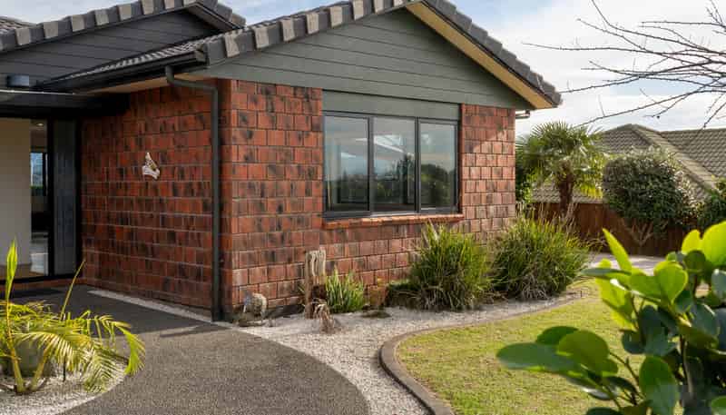 11 Holyoake Terrace, Omokoroa