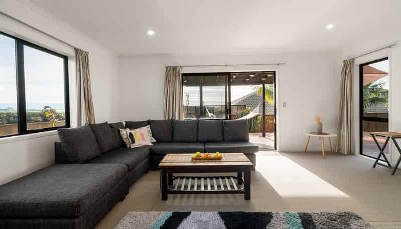 11 Holyoake Terrace, Omokoroa