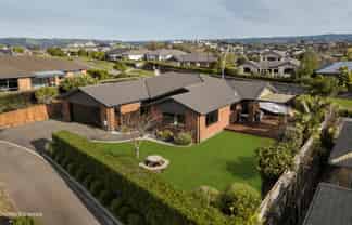 11 Holyoake Terrace, Omokoroa