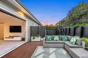 83 Barbarich Drive, Stonefields