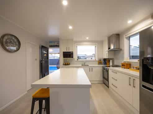 107 Dittmer Drive, West End