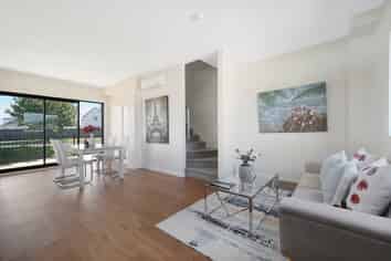 Lot 2/32 Sunlands Drive, Manurewa