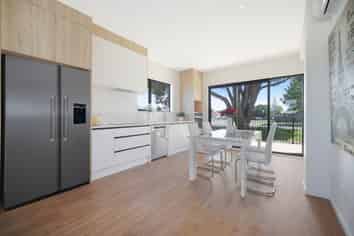 Lot 2/32 Sunlands Drive, Manurewa