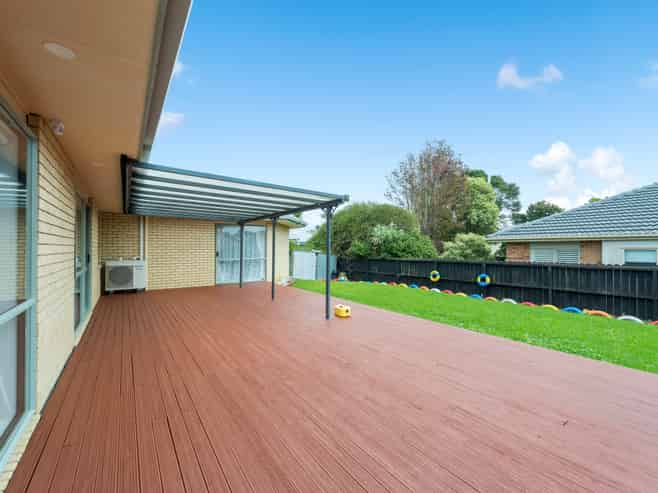 161 Sturges Road, Henderson