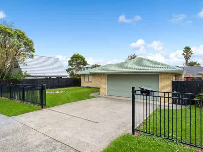 161 Sturges Road, Henderson
