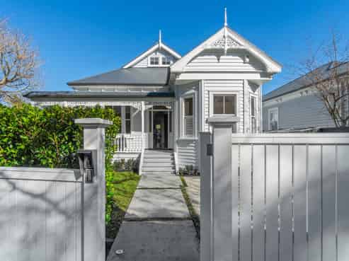 82 Grange Road, Mount Eden