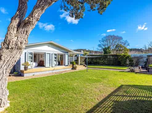 18 Rata Street, Oneroa