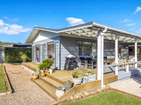 18 Rata Street, Oneroa