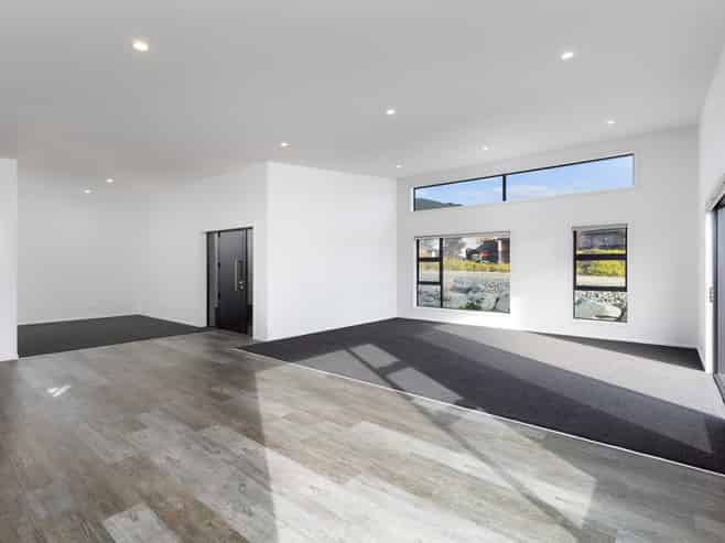 16 Sabine Drive, Richmond