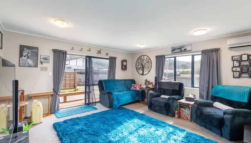 1/4 Ipswich Grove, Wainuiomata