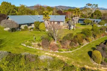 165 Totara View Road, WAKEFIELD