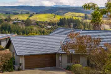165 Totara View Road, WAKEFIELD