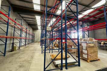 A-GRADE BUILDING, HIGH-STUD WAREHOUSE
