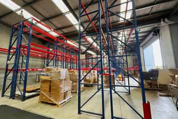 A-GRADE BUILDING, HIGH-STUD WAREHOUSE
