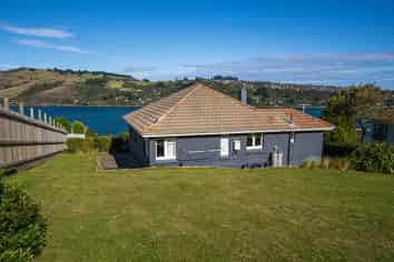 6 Hinau Street, Ravensbourne