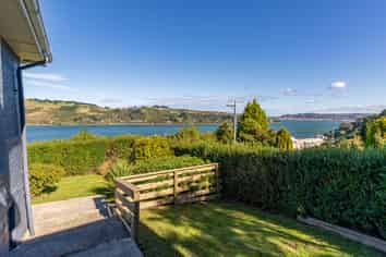 6 Hinau Street, Ravensbourne