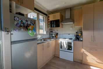 6 Hinau Street, Ravensbourne