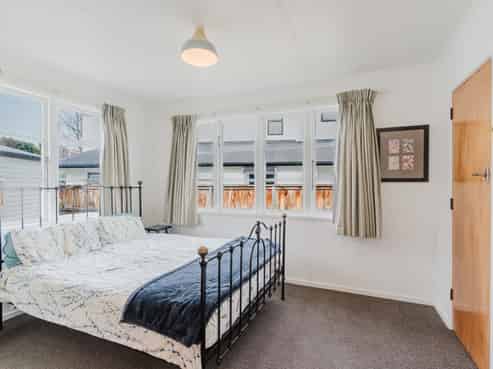 12 Cussen Street, Chartwell