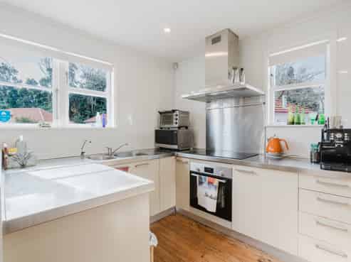12 Cussen Street, Chartwell