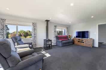 43 Carrs Road, Urenui