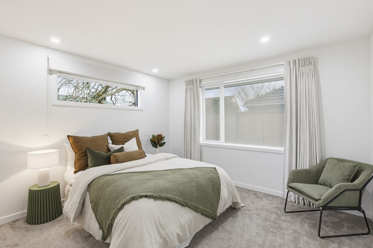 Brand new, exceptional value - Vista 5
