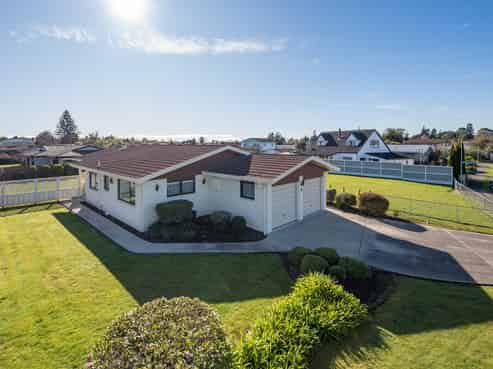 8 Ledger Avenue, Motueka