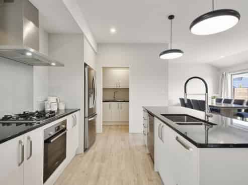 6 Fox Lane, Rolleston