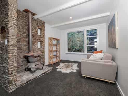 24 Athol Place, Ravensbourne