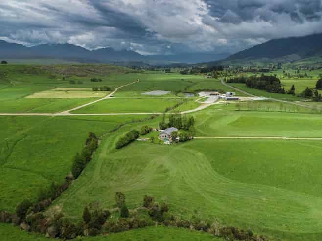 1629 Collingwood-Bainham Main Road, Bainham