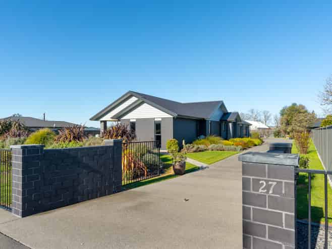 27 Chamberlain Road, Masterton