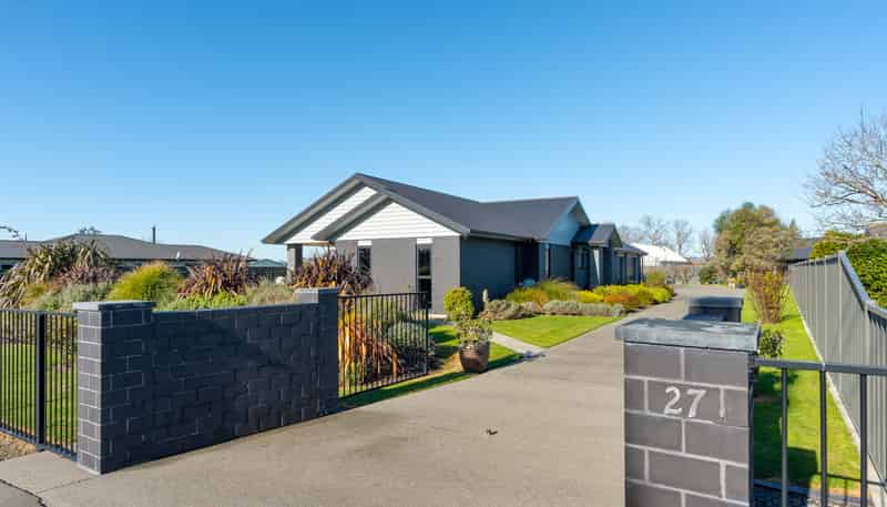 27 Chamberlain Road, Masterton