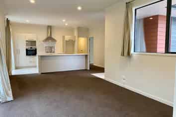 8 Beggs Lane, Pyes Pa