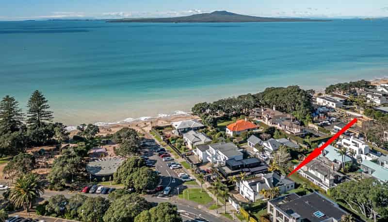  15 The Strand, Takapuna
