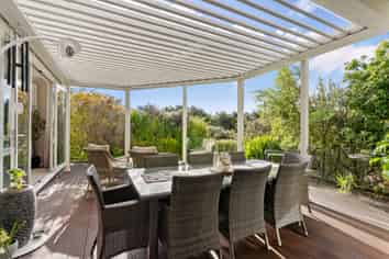 9 Beachwood Drive, Hatfields Beach