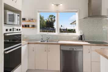 50 Eighty Eight Valley Road, WAKEFIELD