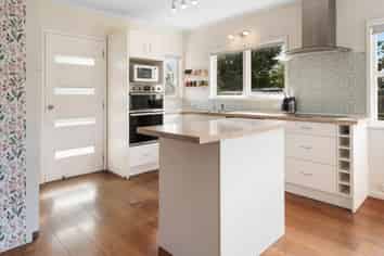 50 Eighty Eight Valley Road, WAKEFIELD
